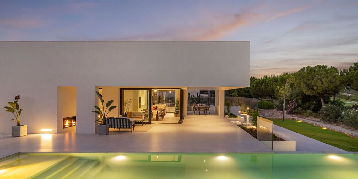 LAS COLINAS GOLF VILLAS